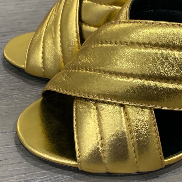 SOLD - Gucci Sandals 40 - Picture 5 of 8